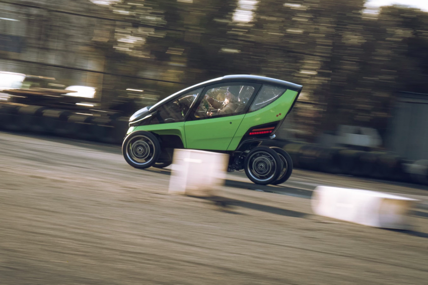 Triggo EV with variable geometry steering makes parking a breeze while being stable on the open road 1118425