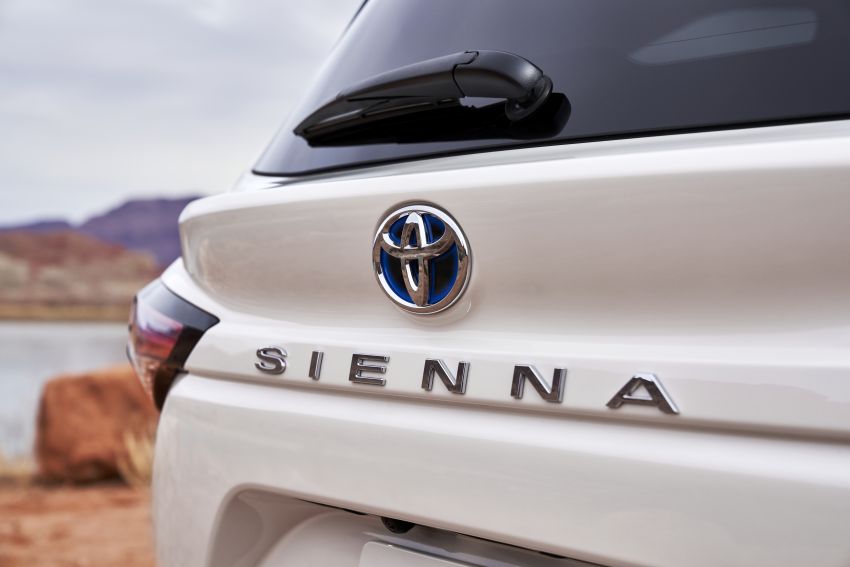 2021 Toyota Sienna revealed – hybrid only with 2.5L NA engine, 243 hp, optional AWD, vacuum and fridge! 1119762