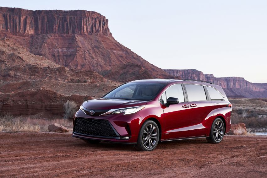2021 Toyota Sienna revealed – hybrid only with 2.5L NA engine, 243 hp, optional AWD, vacuum and fridge! 1119817