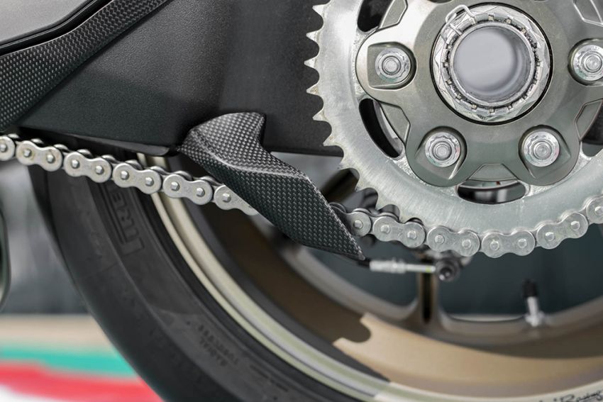 Ducati unveils racing accessories for Panigale V4 1121034