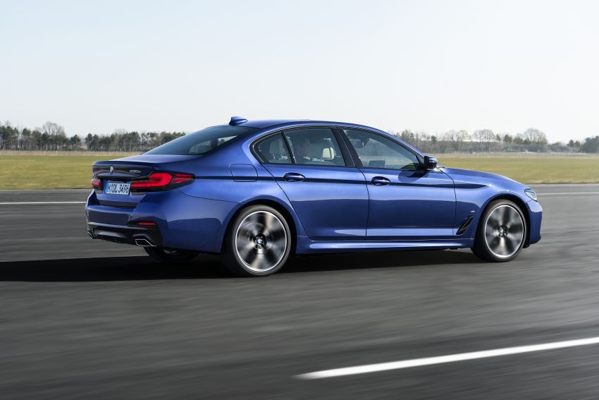 BMW 5 Series G30 2021 <em>facelift</em> didedahkan – wajah baru, enjin baru serta model 545e xDrive plug-in hybrid 1122429