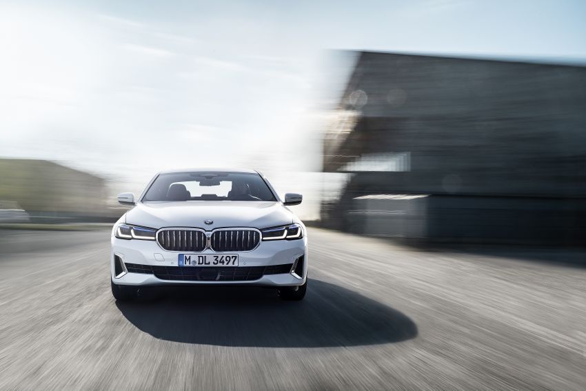 BMW 5 Series G30 2021 <em>facelift</em> didedahkan – wajah baru, enjin baru serta model 545e xDrive plug-in hybrid 1122463