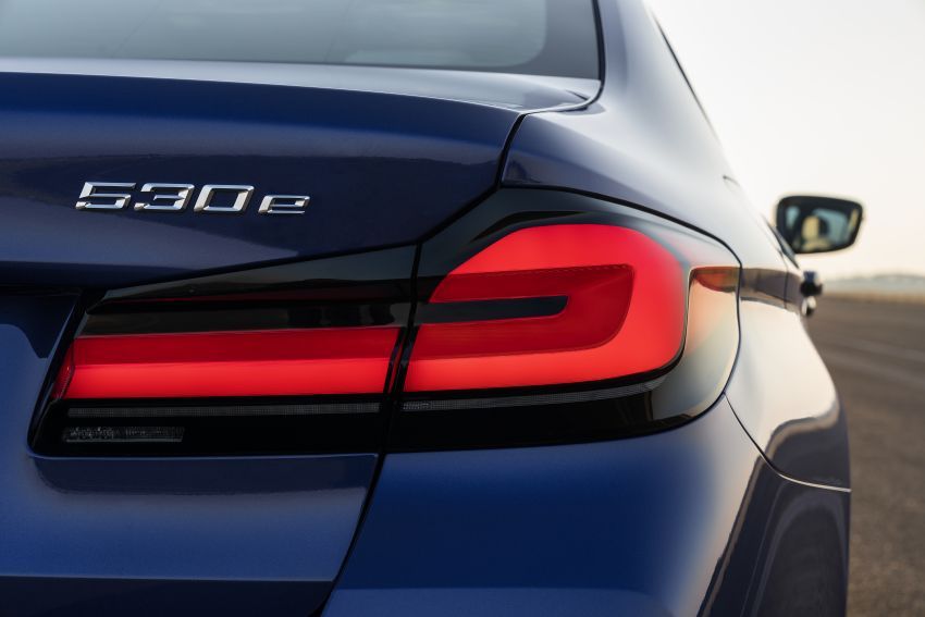 BMW 5 Series G30 2021 <em>facelift</em> didedahkan – wajah baru, enjin baru serta model 545e xDrive plug-in hybrid 1122411