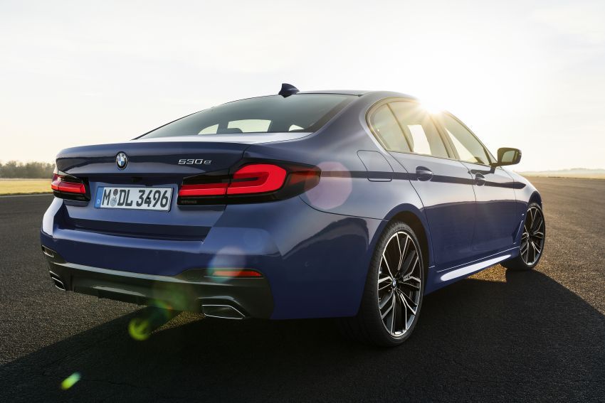 BMW 5 Series G30 2021 <em>facelift</em> didedahkan – wajah baru, enjin baru serta model 545e xDrive plug-in hybrid 1122417
