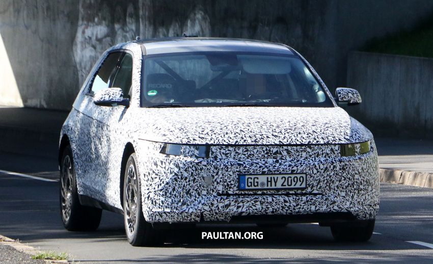 SPYSHOTS: Hyundai 45 seen with less camouflage 1116805