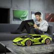 Lego Technic Lamborghini Sián FKP 37 — 3,696 bahagian; enjin V12, kotak gear 8-kelajuan boleh gerak