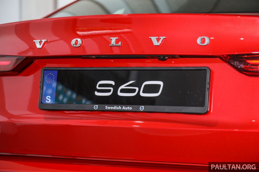 Volvo S60 T8 CKD 2020 dilancarkan di M’sia – harga RM295,888 tidak berubah, kini dengan Park Assist Image #1119214