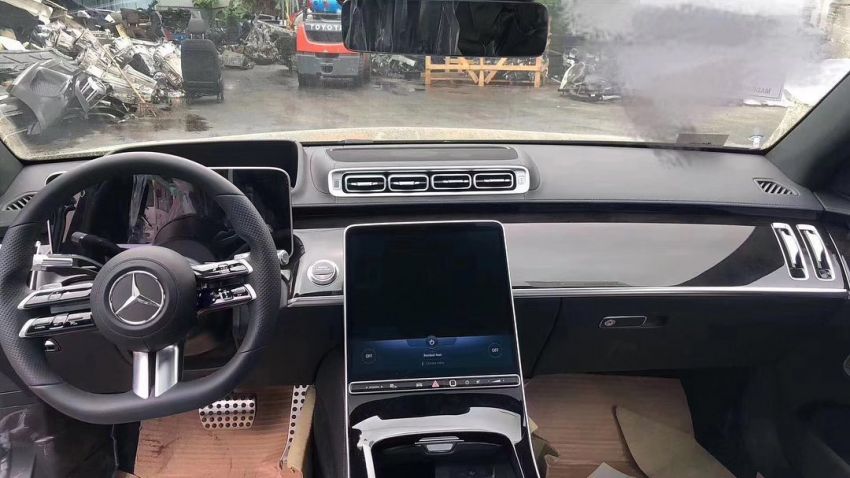 W223 Mercedes-Benz S-Class caught undisguised – big grille, new interior with portrait touchscreen! 1116697