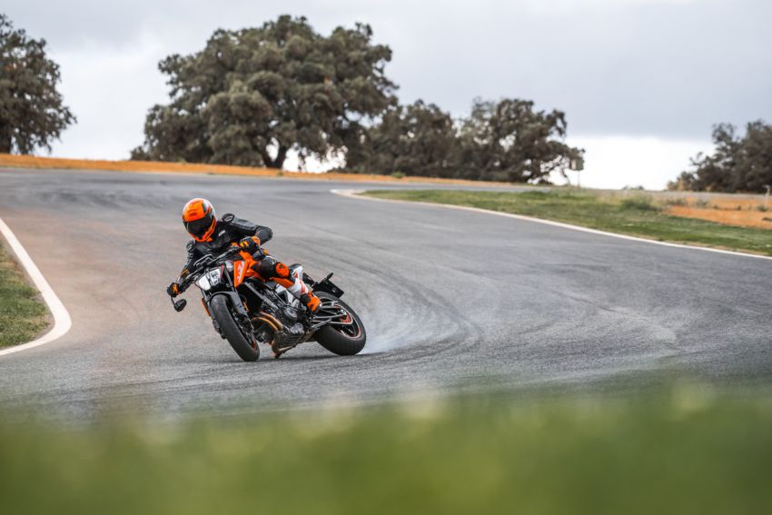 KTM Philippines to produce 790 Duke and Adventure 1130397
