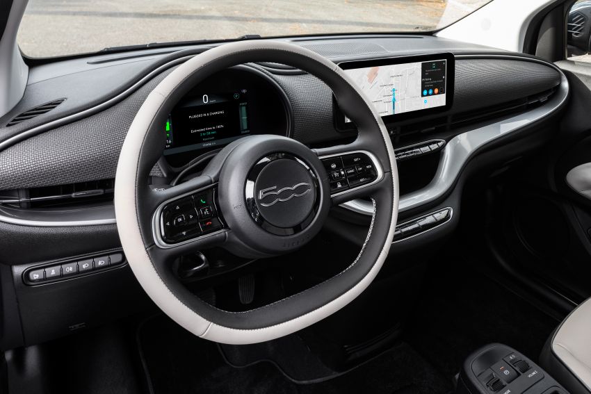 2020 Fiat 500 – EV now available as hardtop hatchback 1130051