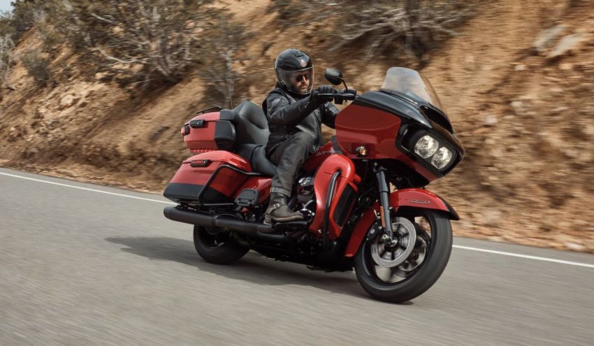 Harley-Davidson patents motorcycle balancing gyro 1128748
