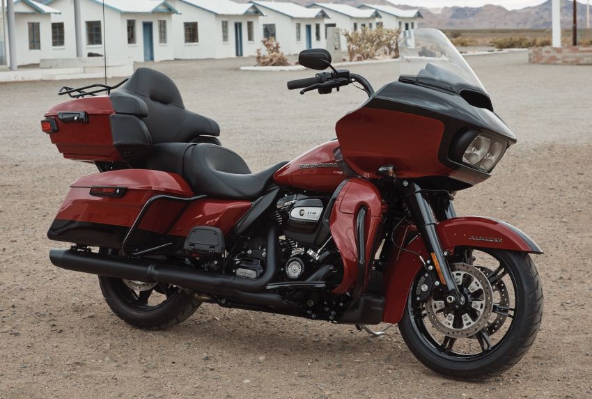Harley-Davidson patents motorcycle balancing gyro 1128749