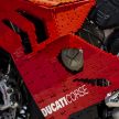 Ducati Panigale V4R saiz sebenar daripada Lego