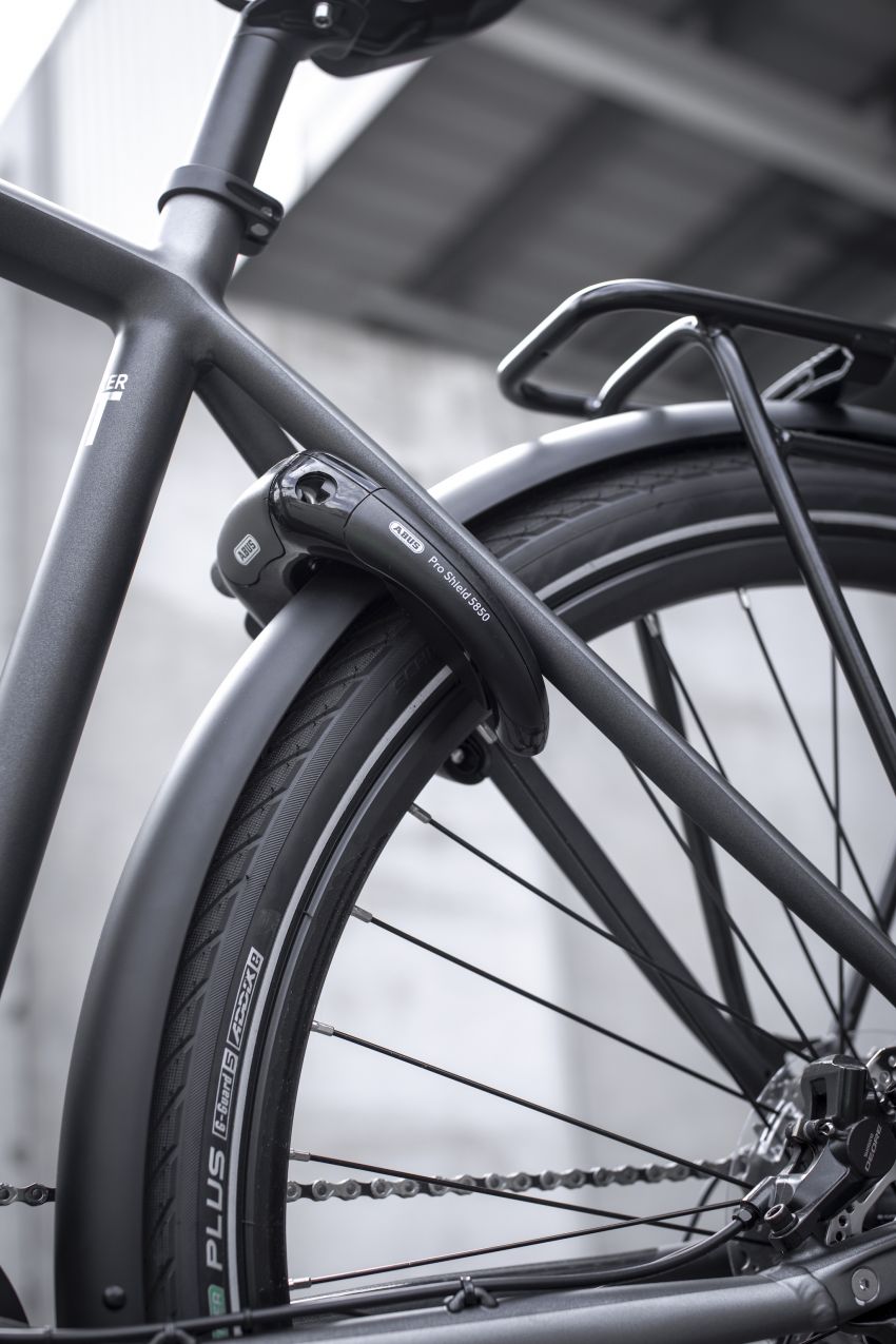 Triumph goes electric with the Trekker GT e-bicycle 1131799