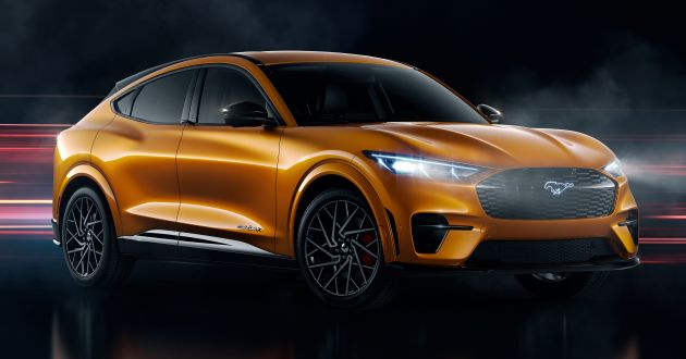 2021 Mustang Mach-E gets new Cyber Orange finish