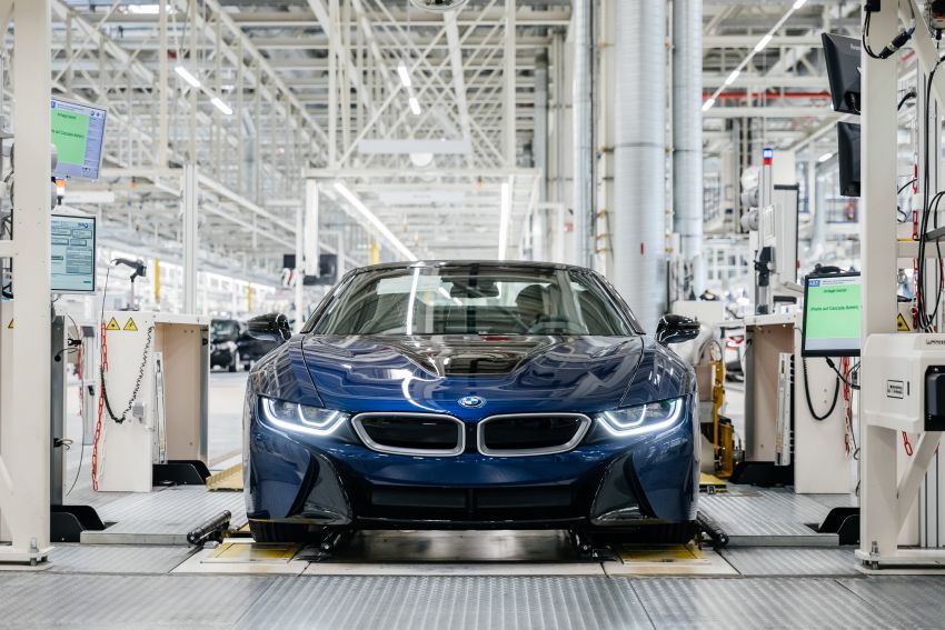 BMW i8 production ends with 18 special coloured cars 1137175