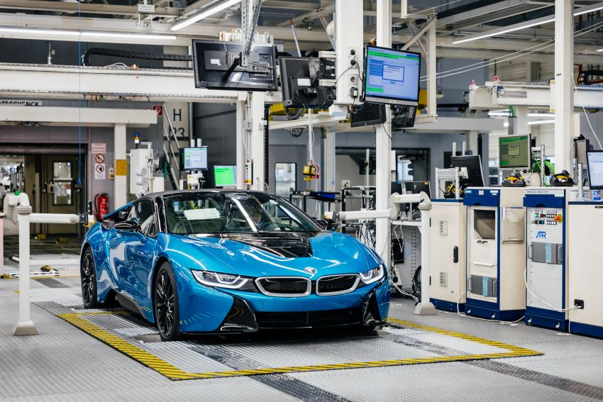 BMW i8 production ends with 18 special coloured cars 1137129