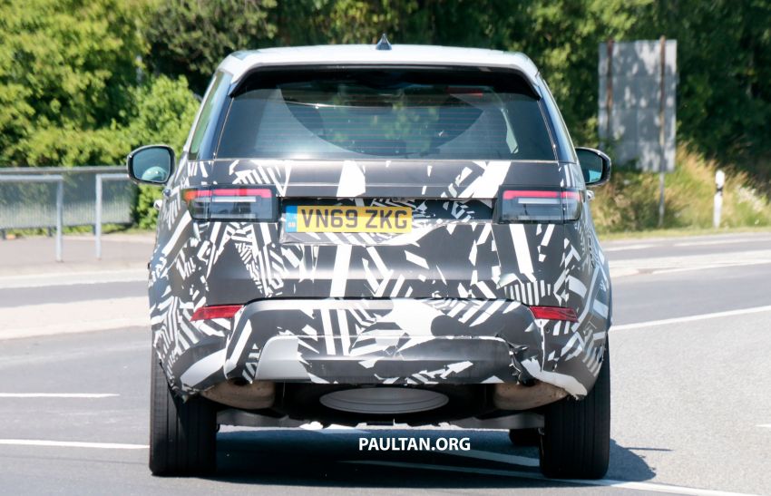 SPYSHOTS: Land Rover Discovery facelift on road test 1136905