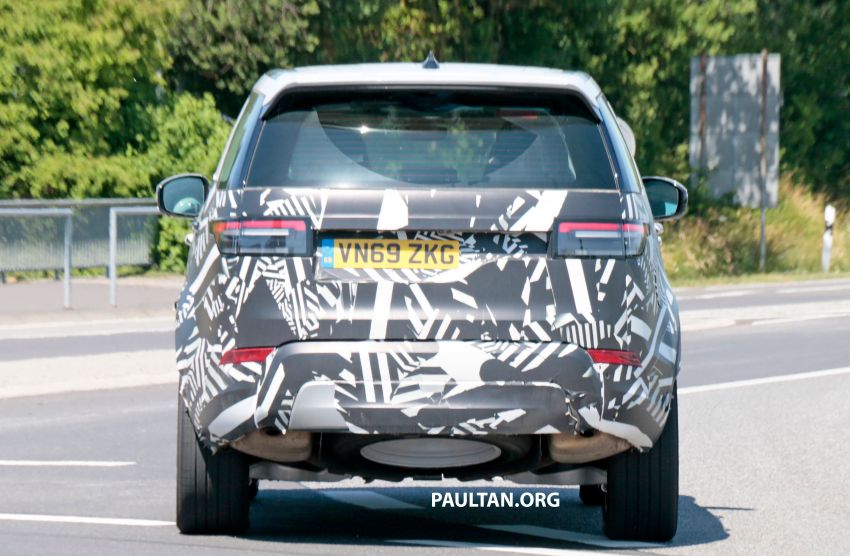 SPYSHOTS: Land Rover Discovery facelift on road test 1136904