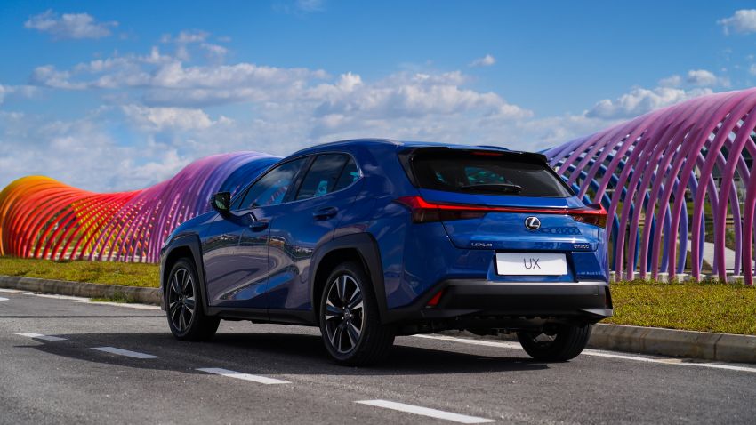 AD: Style, technology and comfort abound in the new Lexus UX – enjoy special deals and exclusive gifts! 1129105