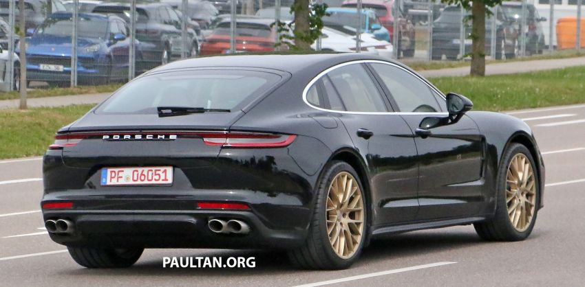 SPYSHOTS: Porsche Panamera facelift undisguised 1126000