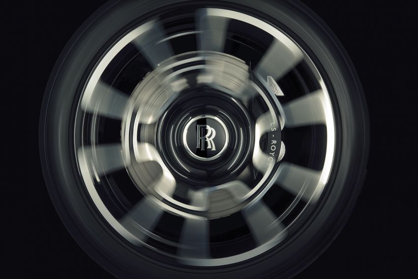 Rolls-Royce Black Badge tiba di M’sia – pakej tingkat taraf lebih sporty untuk Ghost, Wraith, Dawn, Cullinan 1138648