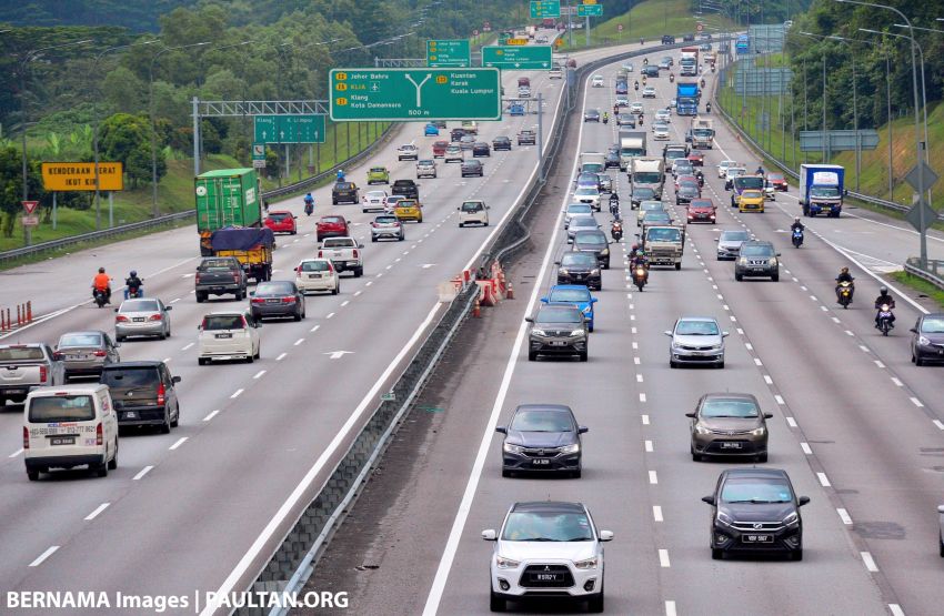 RMCO: Police will be out in force to monitor expected surge in interstate ‘balik kampung’ traffic this weekend 1129696