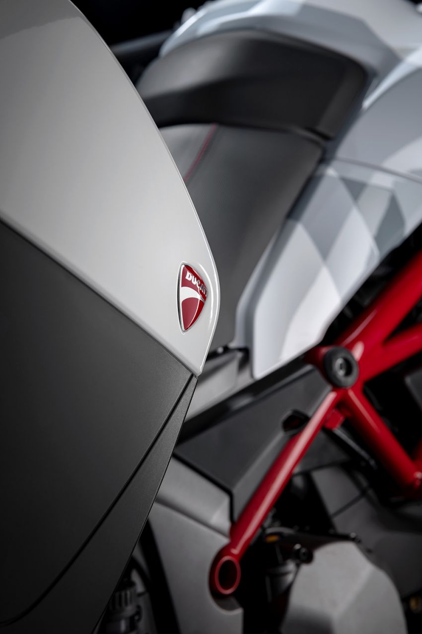 2020 Ducati Multistrada 950 S now in GP White colours 1143658