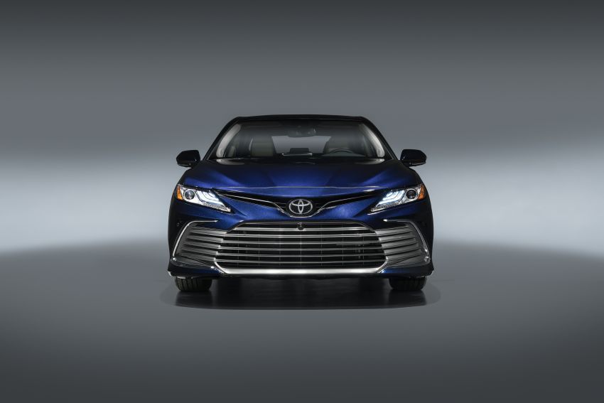Toyota Camry 2021 <em>facelift</em> terima skrin baru, Toyota Safety Sense 2.5+, bateri lithium-ion untuk hibrid 1148092
