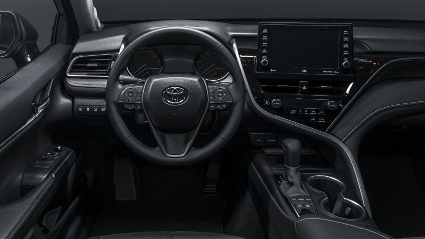 Toyota Camry 2021 <em>facelift</em> terima skrin baru, Toyota Safety Sense 2.5+, bateri lithium-ion untuk hibrid 1148111