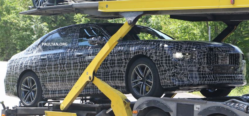 SPYSHOTS: BMW i7 EV flagship seen in production body – a new level of autonomous driving ability? Image #1148972
