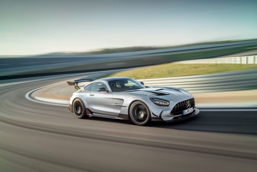 C190 Mercedes-AMG GT Black Series debuts – 4L twin-turbo flat-plane V8; 730 PS, 800 Nm; crazy aero 1146384