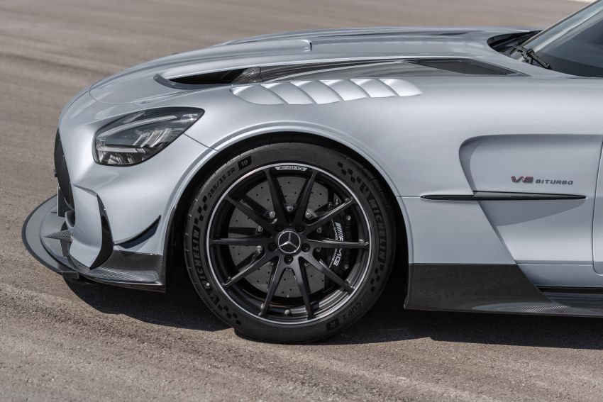 C190 Mercedes-AMG GT Black Series debuts – 4L twin-turbo flat-plane V8; 730 PS, 800 Nm; crazy aero 1146483