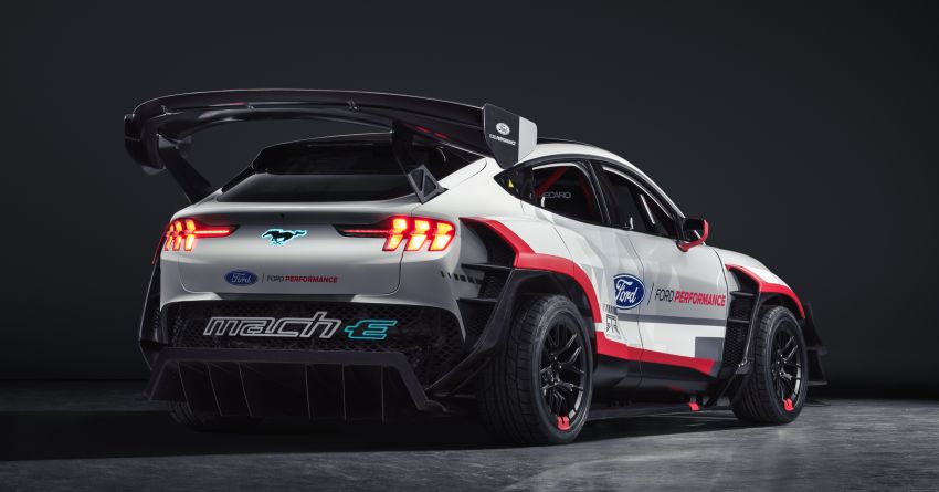 Ford Mustang Mach-E 1400 prototype – seven electric motors, 1,400 hp; 1,044 kg of downforce at 256 km/h 1150385