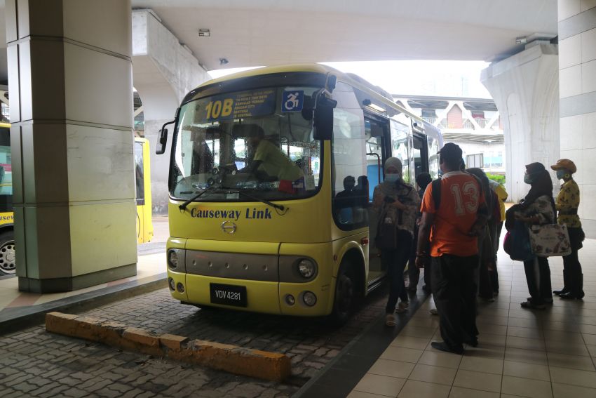 Hino Poncho starts one-month trial run with Causeway Link – disabled-friendly minibus to serve route 10B 1151669