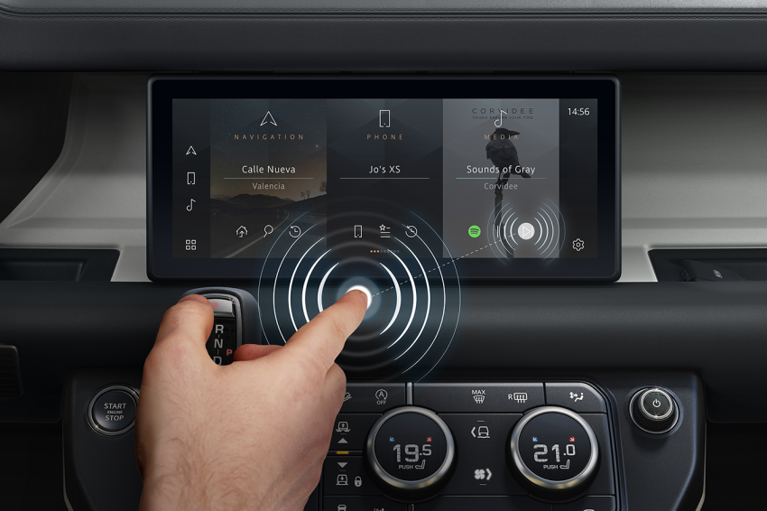 Jaguar Land Rover develops contactless touchscreen to reduce the transmission of bacteria and viruses 1151069