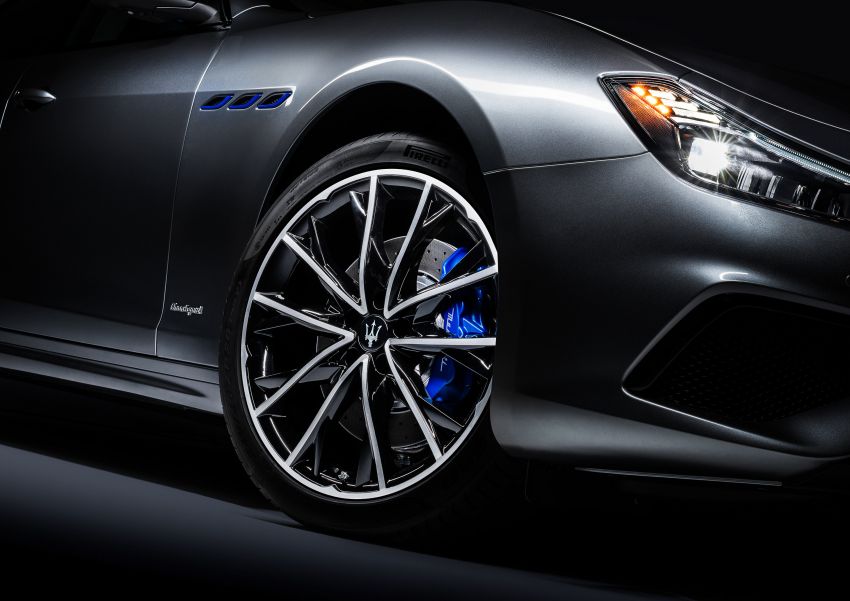 Maserati Ghibli Hybrid makes its official debut – 2.0L turbo four-cylinder with eBooster tech; 330 PS, 450 Nm 1148283