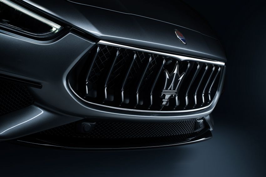 Maserati Ghibli Hybrid makes its official debut – 2.0L turbo four-cylinder with eBooster tech; 330 PS, 450 Nm 1148286