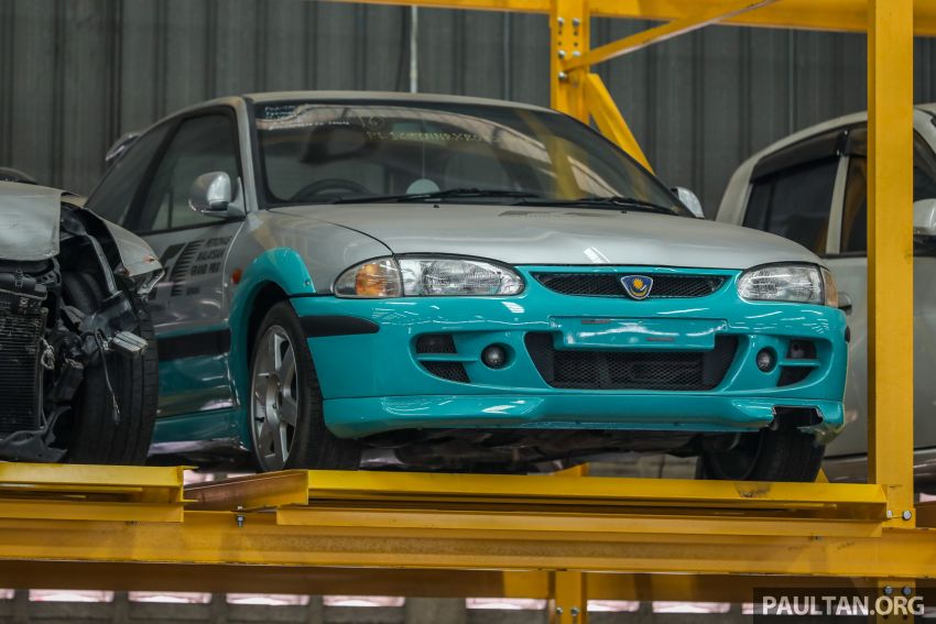 Rare Proton and Lotus models at Pickles Auctions – Putra, Elise with Petronas E01e engine, Satria Cabrio 1148631