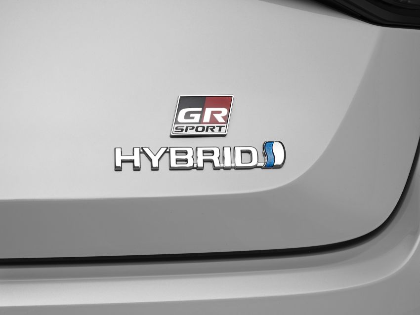Toyota Corolla Sedan GR Sport – look-faster four-door 1150811