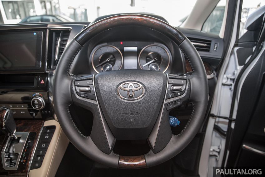 GALERI: Toyota Alphard ditukar kepada luaran Lexus LM — peralatan tulen sepenuhnya, berharga RM56k 1147702