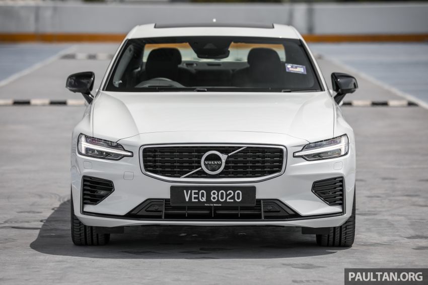 VIDEO: Volvo S60 T8 2020 CKD — review di Malaysia 1145340