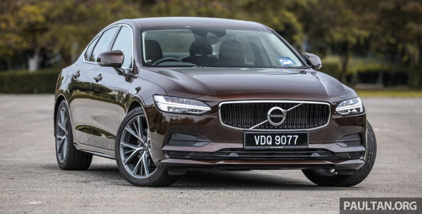 GALLERY: Volvo S90 T5 Momentum and T8 Inscription side-by-side, along with revised exterior colour palette 1146165