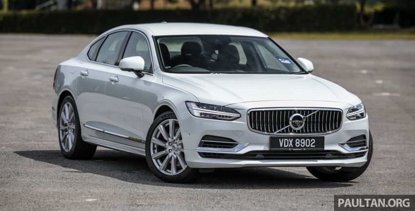 GALLERY: Volvo S90 T5 Momentum and T8 Inscription side-by-side, along with revised exterior colour palette 1145861