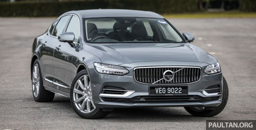 GALLERY: Volvo S90 T5 Momentum and T8 Inscription side-by-side, along with revised exterior colour palette 1145879