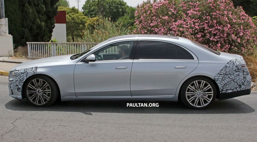 SPIED: W223 Mercedes-Benz S-Class, with less camo 1144882