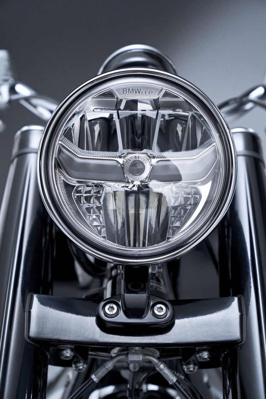 2020 BMW Motorrad R18 Dragster by Roland Sands 1156116