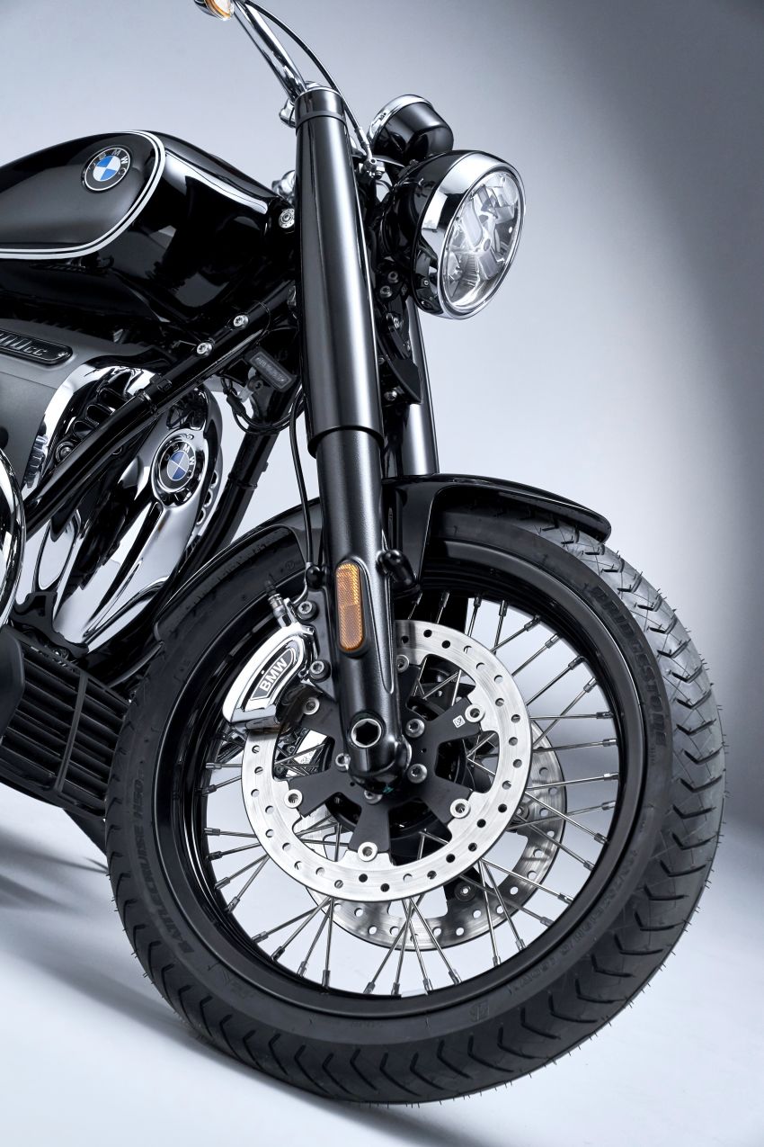 2020 BMW Motorrad R18 Dragster by Roland Sands 1156125