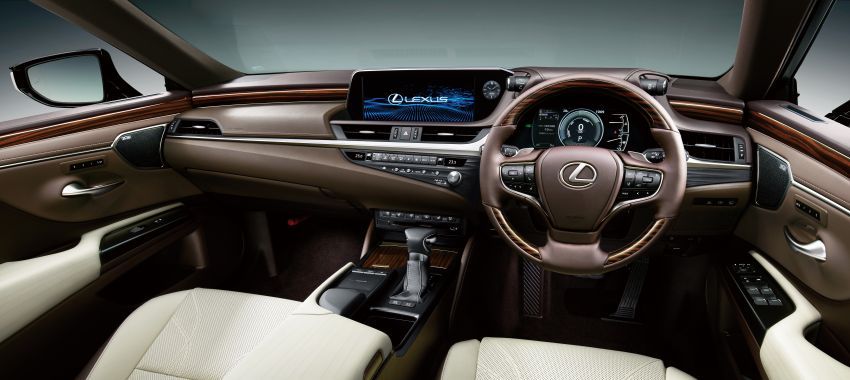 Lexus ES 2020 di Jepun — bateri lithium-ion, ciri keselamatan dipertingkat, Apple CarPlay, Android Auto 1156949