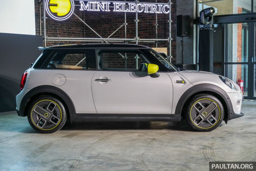 MINI Cooper SE F56 2020 kini di Malaysia — RM218k 1166973